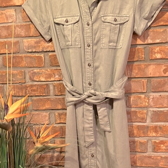 C & C CALIFORNIA WOMEN’S SHIFT DRESS, LIGHT ARMY GREEN, WAIST TIE, SIZE LARGE - Picture 8 of 11